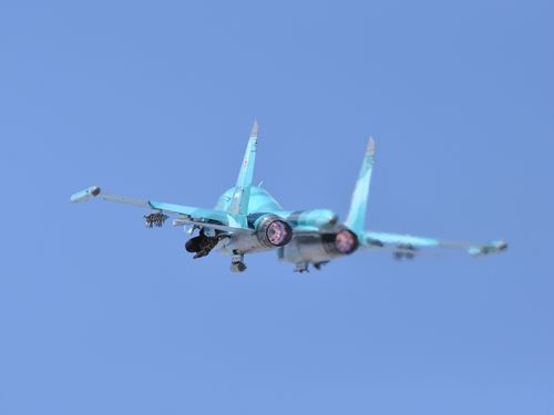 苏霍伊su-34壁纸1280x720分辨率查看