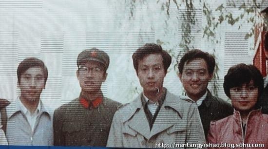 名嘴罗京爱子美国留学近照曝光 身材高大酷爱篮球(组图)