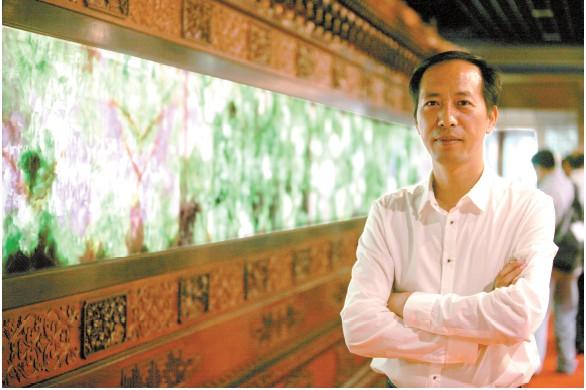 主题: 李振庆和他的特等金奖翡翠巨雕《清明上河图》