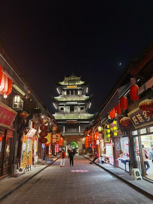 阆中古城华光楼