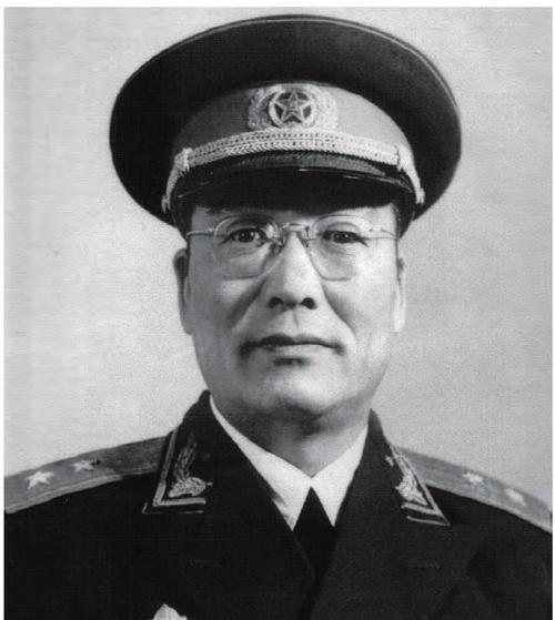隐形将军韩练成潜伏记拖住李仙洲被生擒葬送74师被围歼