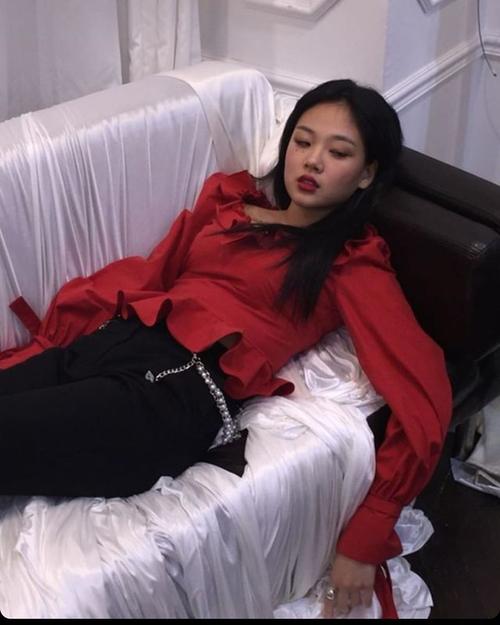 不完美,超有才韩国女新人bibi 金兴西:连社长j.y. park都找她合作!