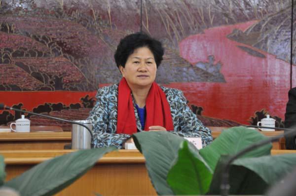 程映萱出席会议并讲话,省人大常委会委员,省人大财经委主任委员孙小虹