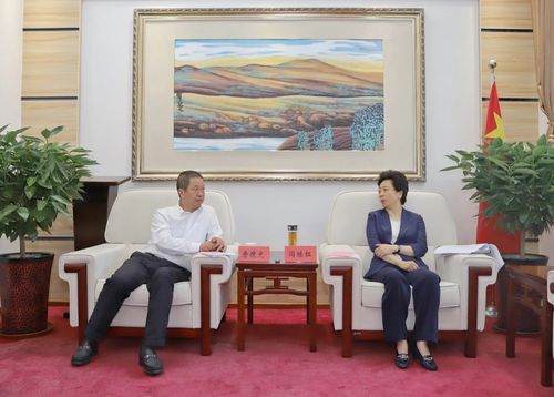 唐德文拜会保定市委副书记,代市长闫继红