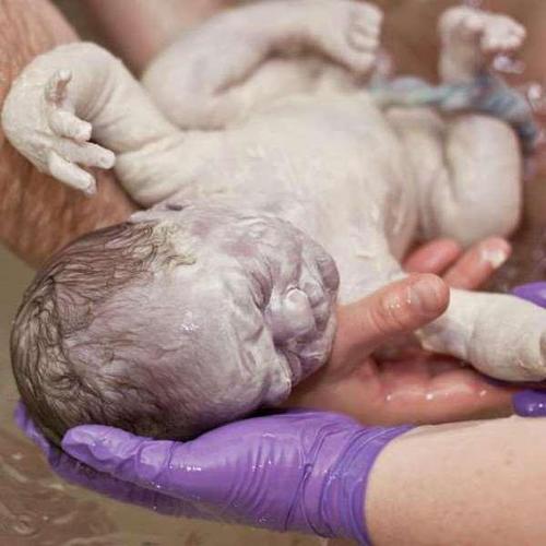 小宝宝一出生就要全身洗干净吗?不可不知的原因让许多妈妈超后悔(2)