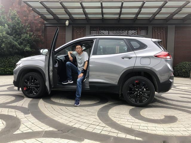 上汽通用雪佛兰2020款创酷    本地参考价     9.99万询底价