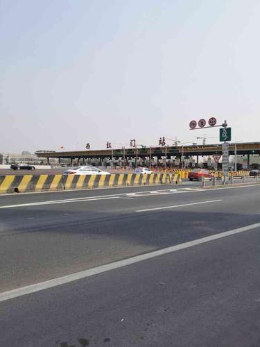 西红门收费站(京开高速北向)