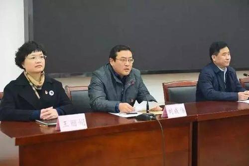 王丽娟任郑州外国语学校校长郑外迎来第六任掌门人