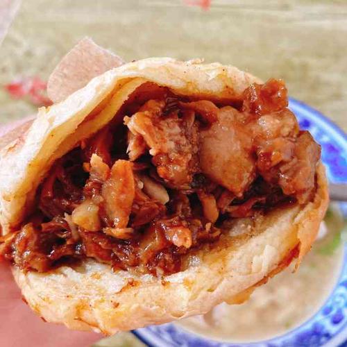 南阁酱肉火烧-"大王爹说,是一家老字号火烧店.他说在很.