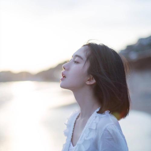 美女半侧脸头像图片大全