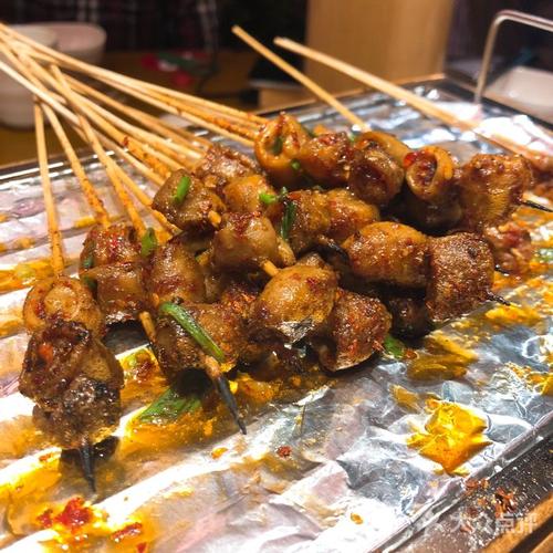谢二莽烧烤(1912店)烤粉肠图片 - 第5张