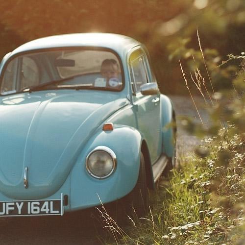 复古糖果色汽车唯美壁纸图片