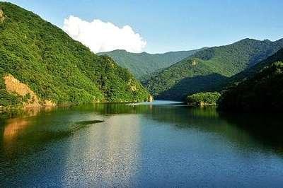 "开心一家"最新出行公告:让我们走进美丽的关门山风景