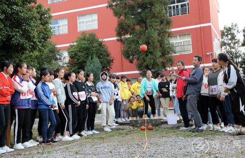 罗平腊山一中第22届田径运动会精彩纷呈
