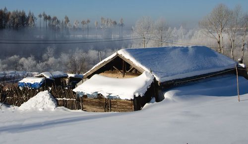 雪屋农家
