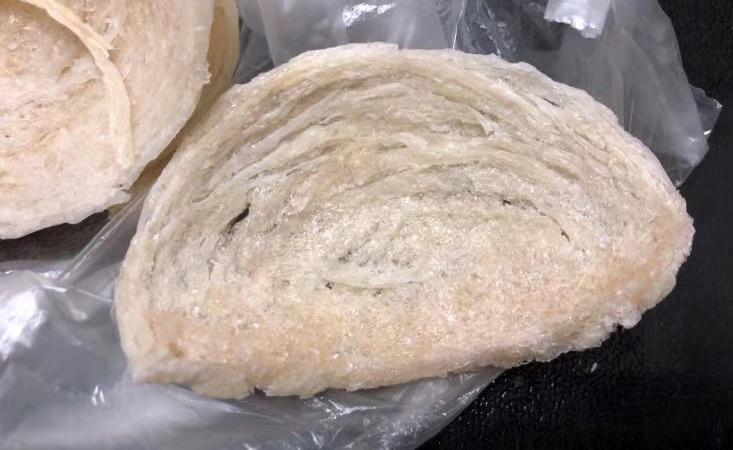 而马来西亚的劣质燕窝大概是这个样子