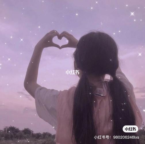 星空背影女生头像_星空_素材_头像