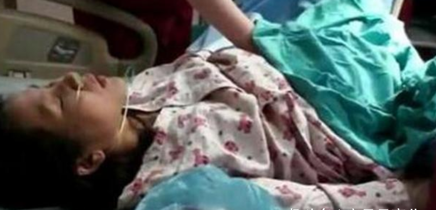 女子分娩时大出血,妻子到了病房说出真相,家人报警
