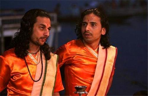 印度最高种姓婆罗门有多牛?自出生就是贵族,还永久一