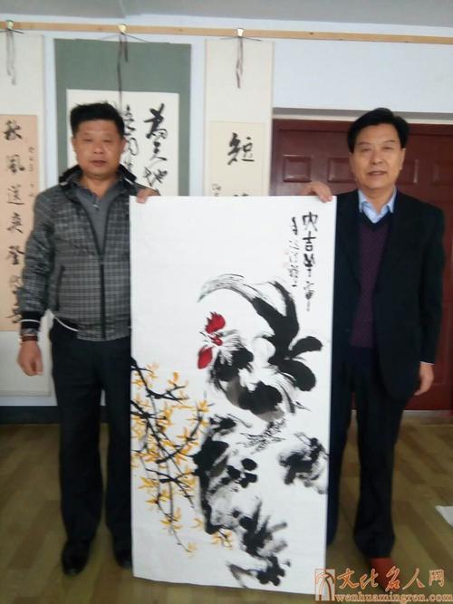 书法家,山东新沂蒙书画院院长  吴颖(左五),书法家  冯波(左六),画家