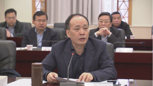 梁仲主持座谈会,市领导胡丘陵,陈华,罗先东,戴君耀,汤祚国,熊国建