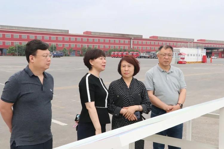 段艳玲调研我区项目建设和重点企业生产经营情况