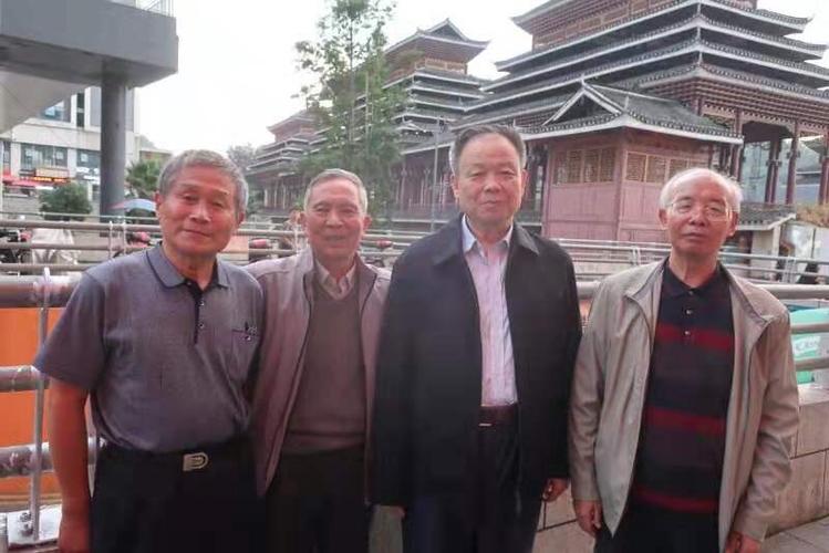 同学聚会相聚醉美贵州 - 美篇