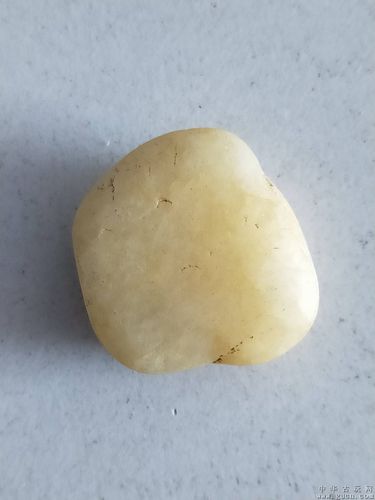 低价转让金丝玉白色原石