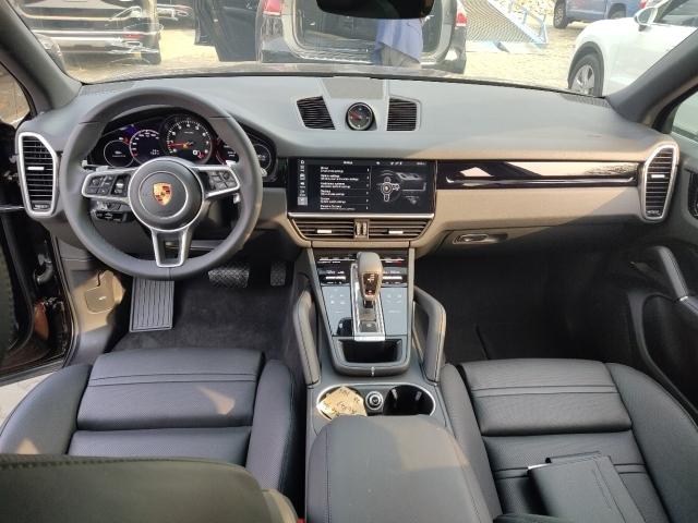 2020款保时捷卡宴国六首批直降10万