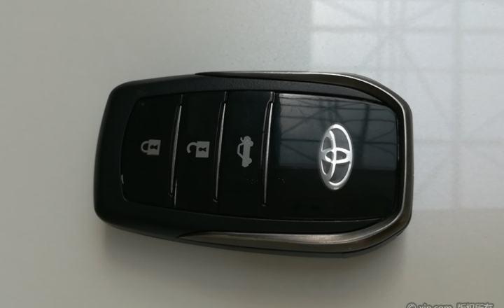 丰田 普拉多 2015款 2.7 自动 中东版