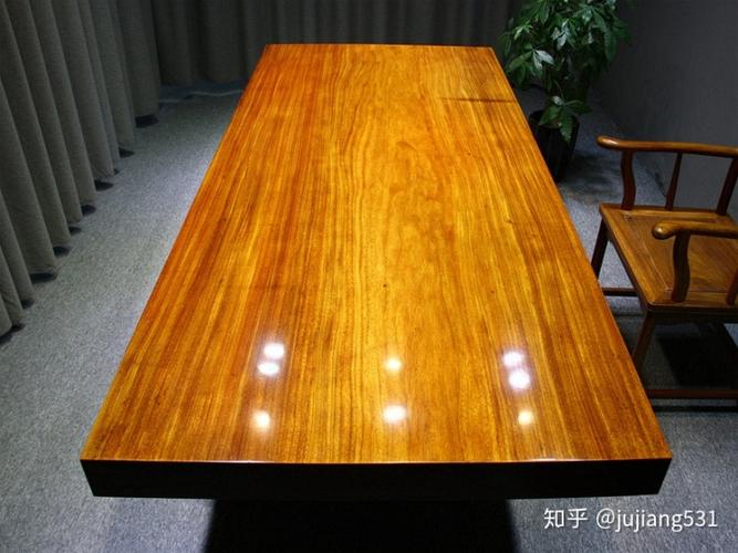 奥坎大板容易开裂?是否值得购买?选购又需要注意哪些点?