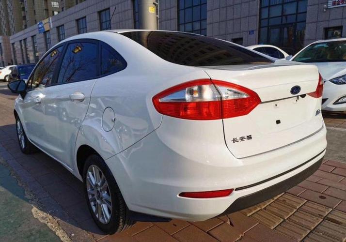 【承德】2014年4月 福特 嘉年华 2013款 三厢 1.5l 自动旗舰型 自动档