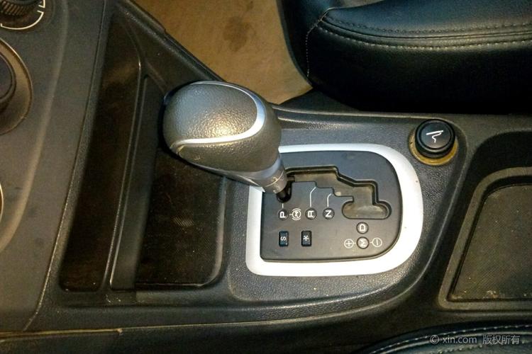 标致308 2012款 1.6 自动 优尚型