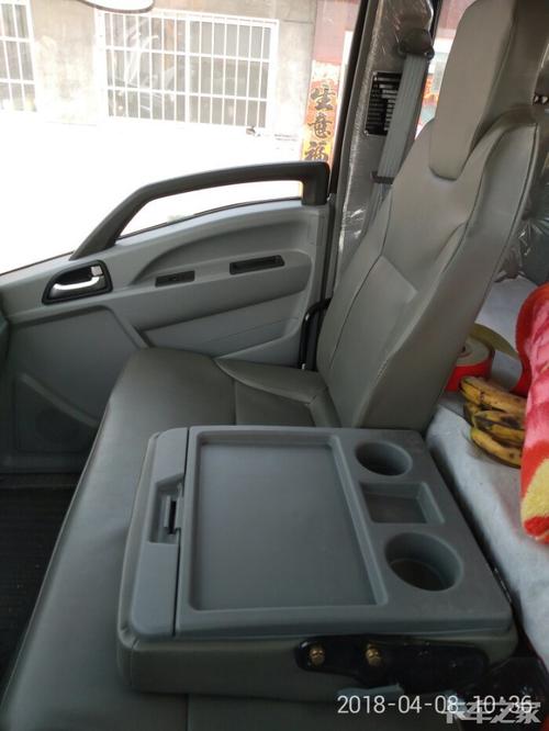 重汽豪沃轻卡统帅康明斯168提车作业