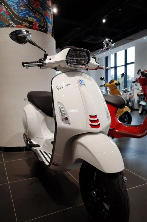 vespa冲刺150s_游艇_运动_汽车_摩托车