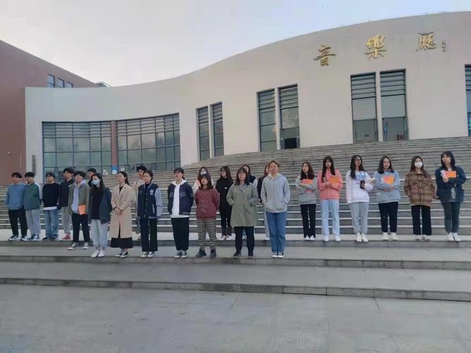 郑州科技学院仙女湖成播音主持专业吊嗓儿打卡地