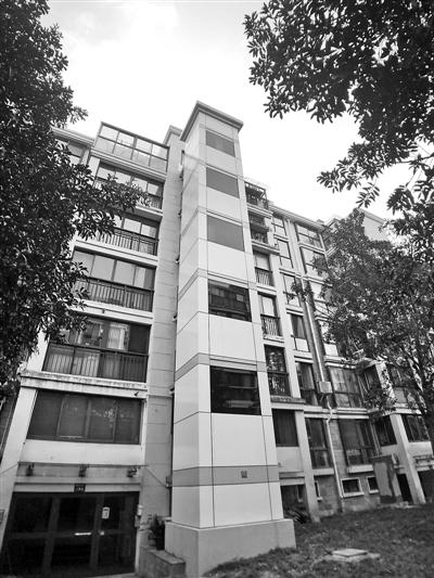 老旧小区加装电梯 增强住宅"生命力"