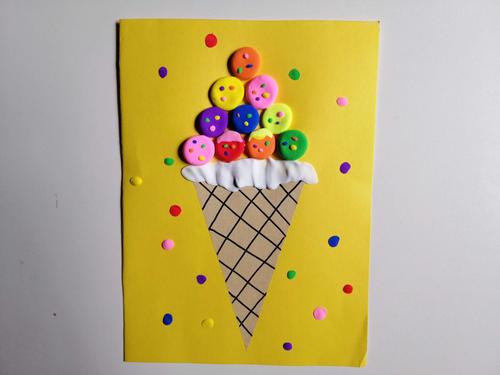 望海幼儿园大四班手工活动《好吃的冰淇淋》