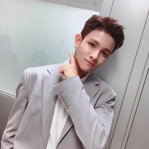 [金samuel][新闻]180401 靠谱男友力 samuel叮嘱粉丝