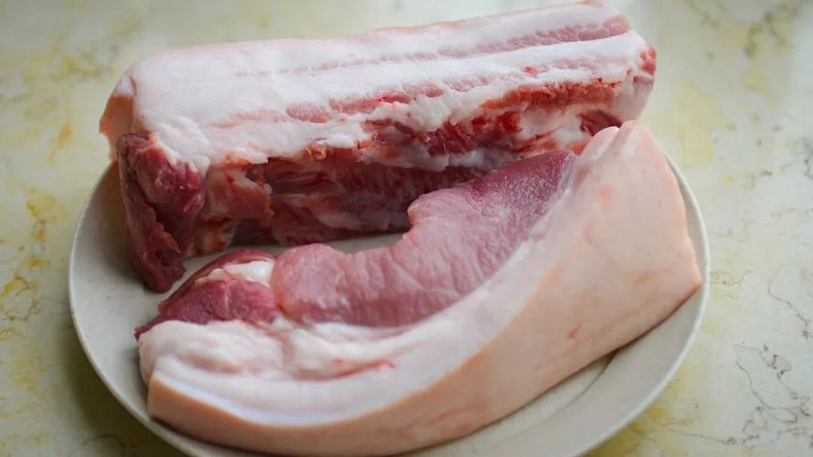 国民川菜回锅肉:该用五花肉还是二刀肉?