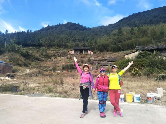 闽侯马岚山,大湖上坑槽,车山府祖殿.开心游,一路拍!