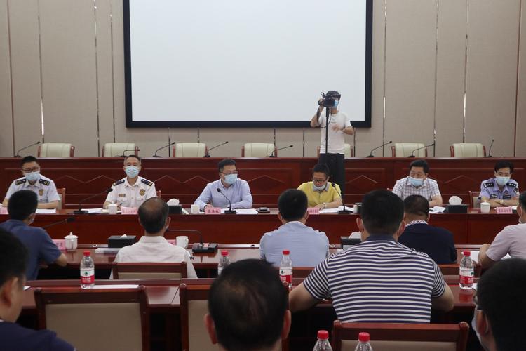 【宝安消防】区委常委,常务副区长蔡英权组织召开全区"三小"场所消防
