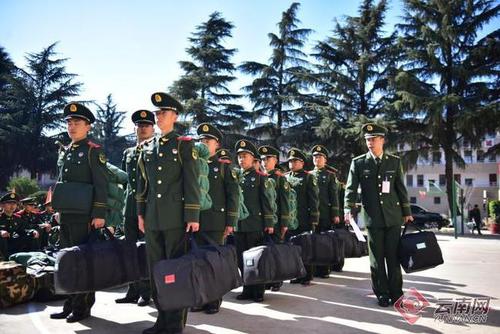 【高清组图】武警曲靖支队:新兵下连奔赴新的岗位!