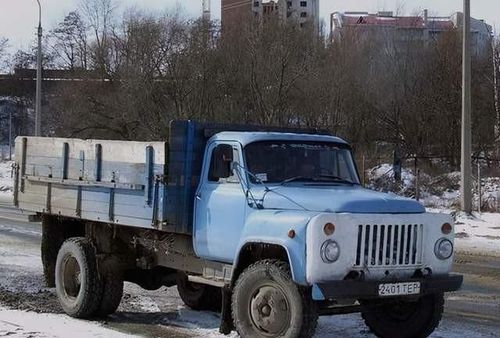 苏联卡车嘎斯gaz53与gaz52傻傻分不清楚