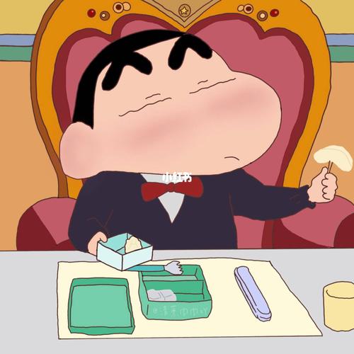 蜡笔小新之小爱和小新情侣头像