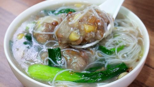 闽南特色小吃地瓜粉团荤素搭配又营养婆婆一人能吃三大碗