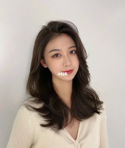 中发发型_中长发_沙龙_颧骨_刘海_八字刘海_广州地王广场自由行热门