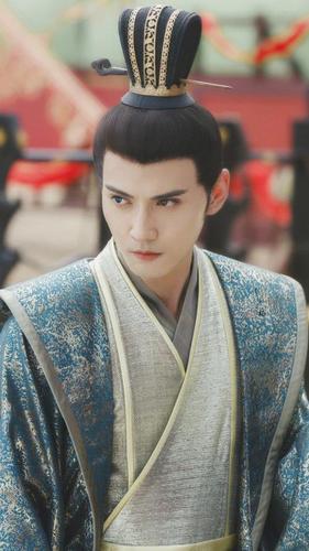 盘点古装高颜值男明星:王一博高冷,徐正曦帅气,他的最