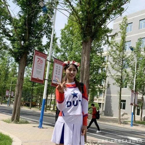 大工"女神"学霸:专业第一,发表4篇科创论文奖学金拿到手软!