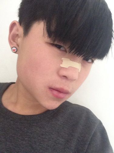 个性网-自拍-我只是个15岁的孩纸i_男生